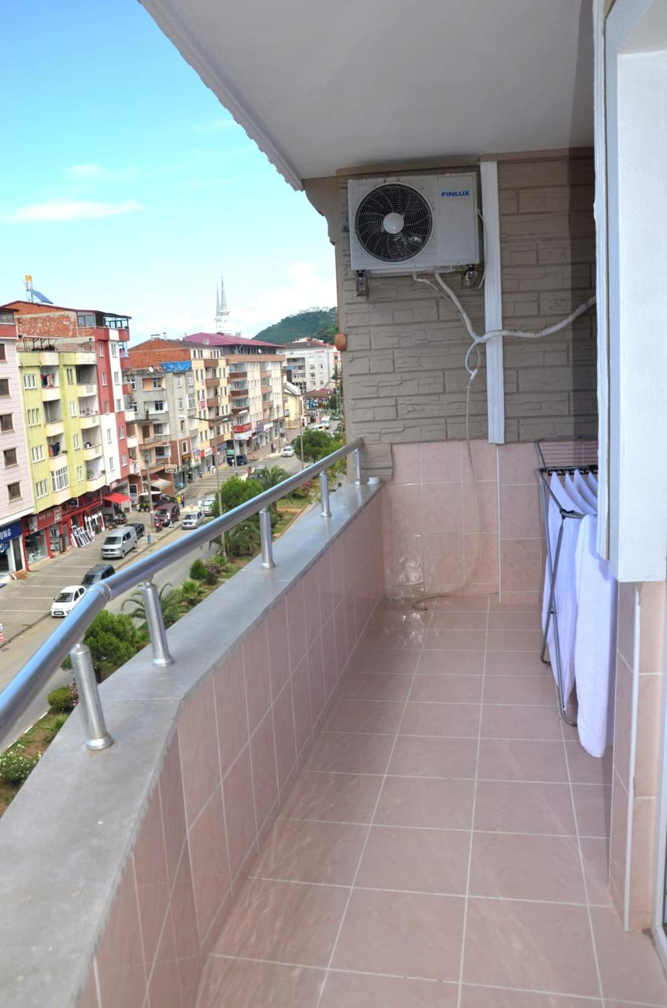Zingila Apart Yomra Bagian luar foto